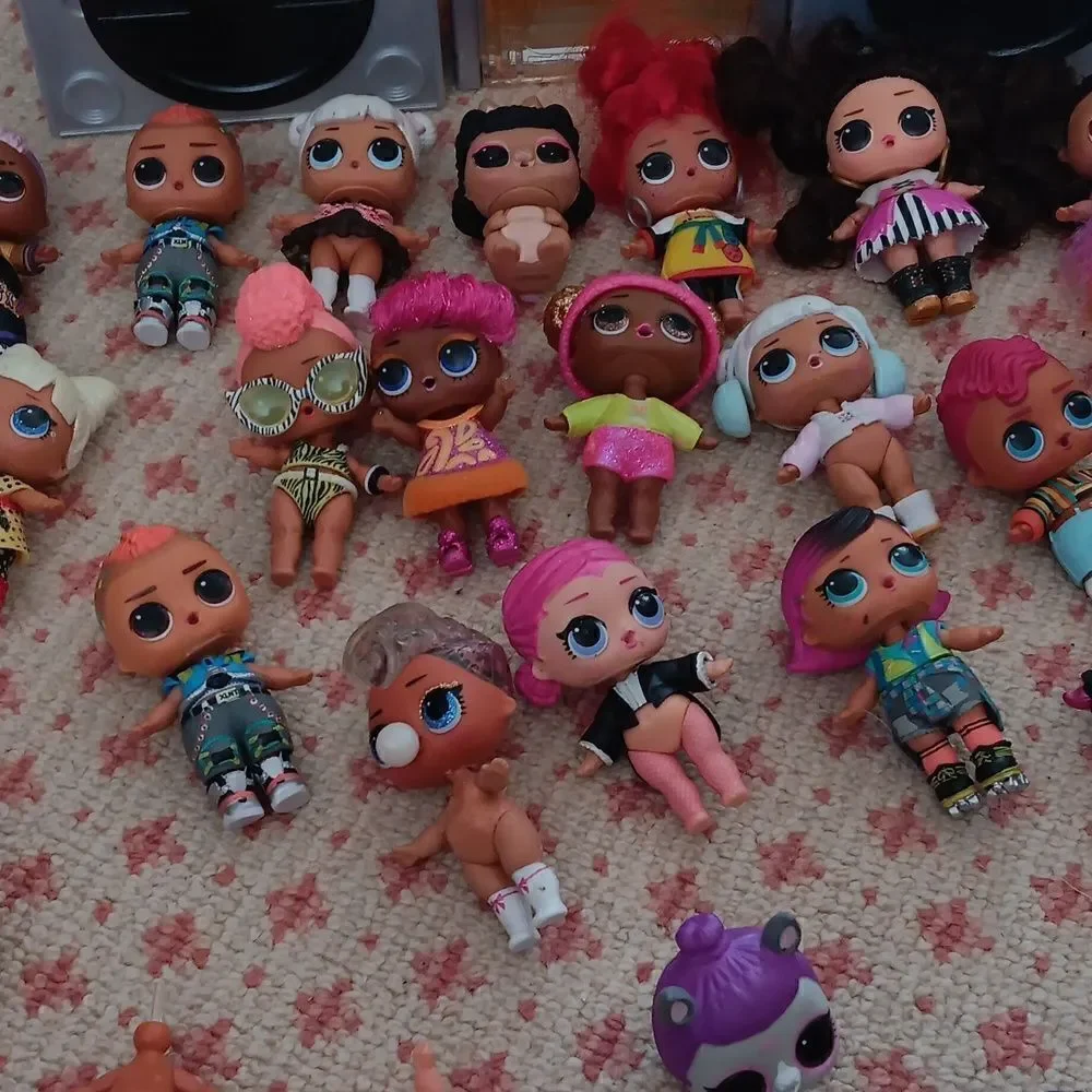 Lol Lot if Dolls